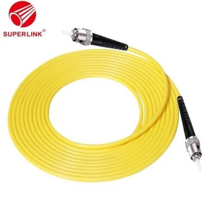 कम प्रविष्टि हानि उच्च वापसी हानि फाइबर जम्पर अनुसूचित जनजाति संचार कमरे